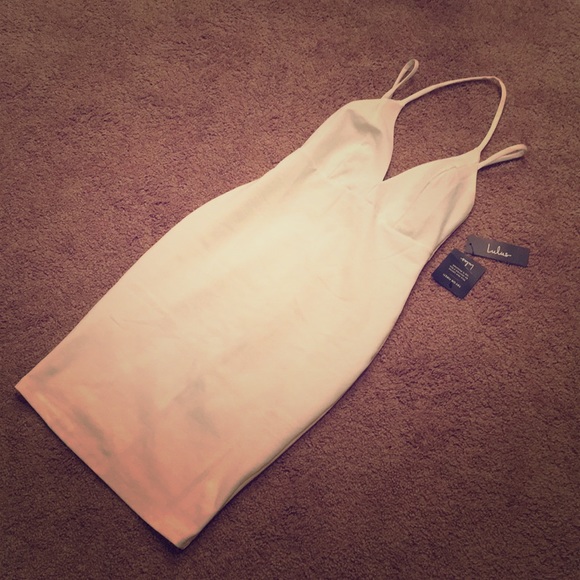 Lulus Dresses & Skirts - NWT Lulu's Bodycon Dress-"Top Ranking White Midi"
